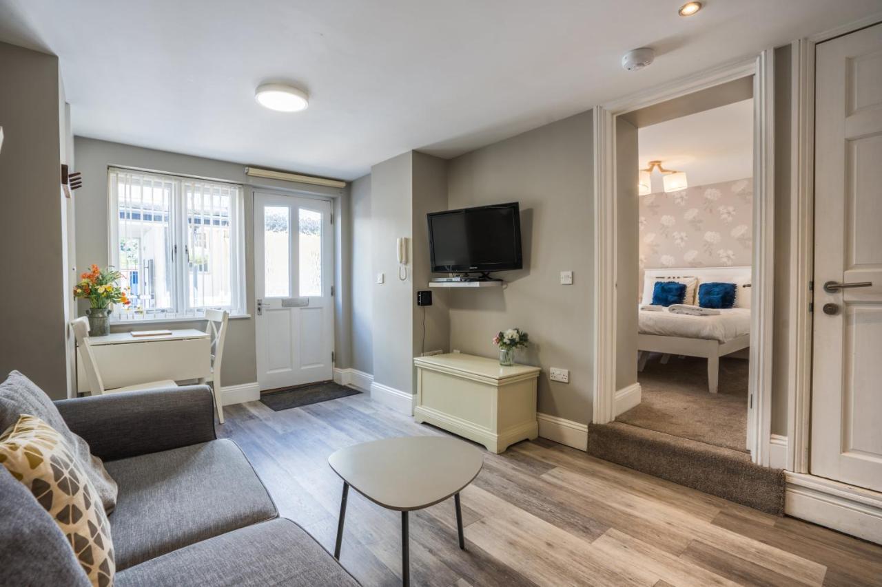 Trinity Mews Apartment